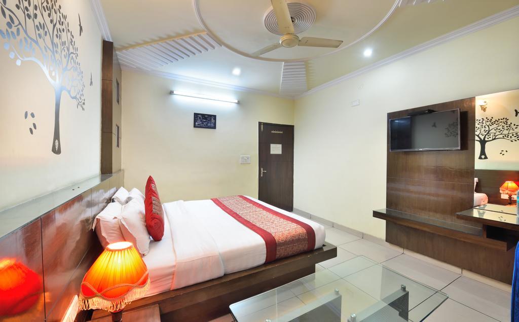 Hotel Centra