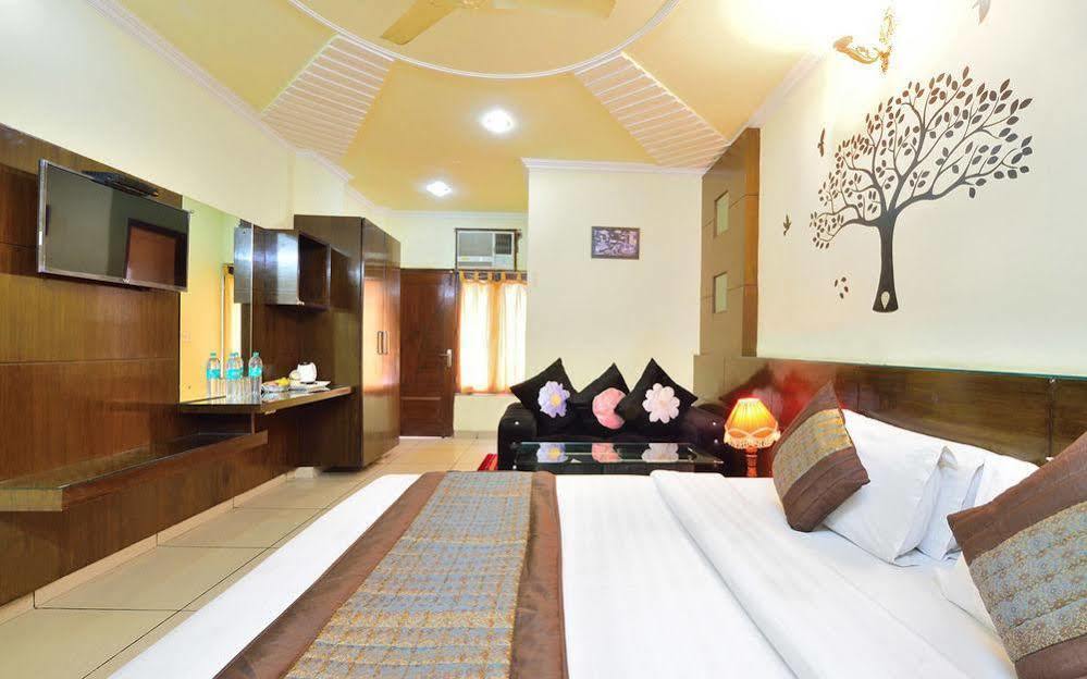 Centra Hotel